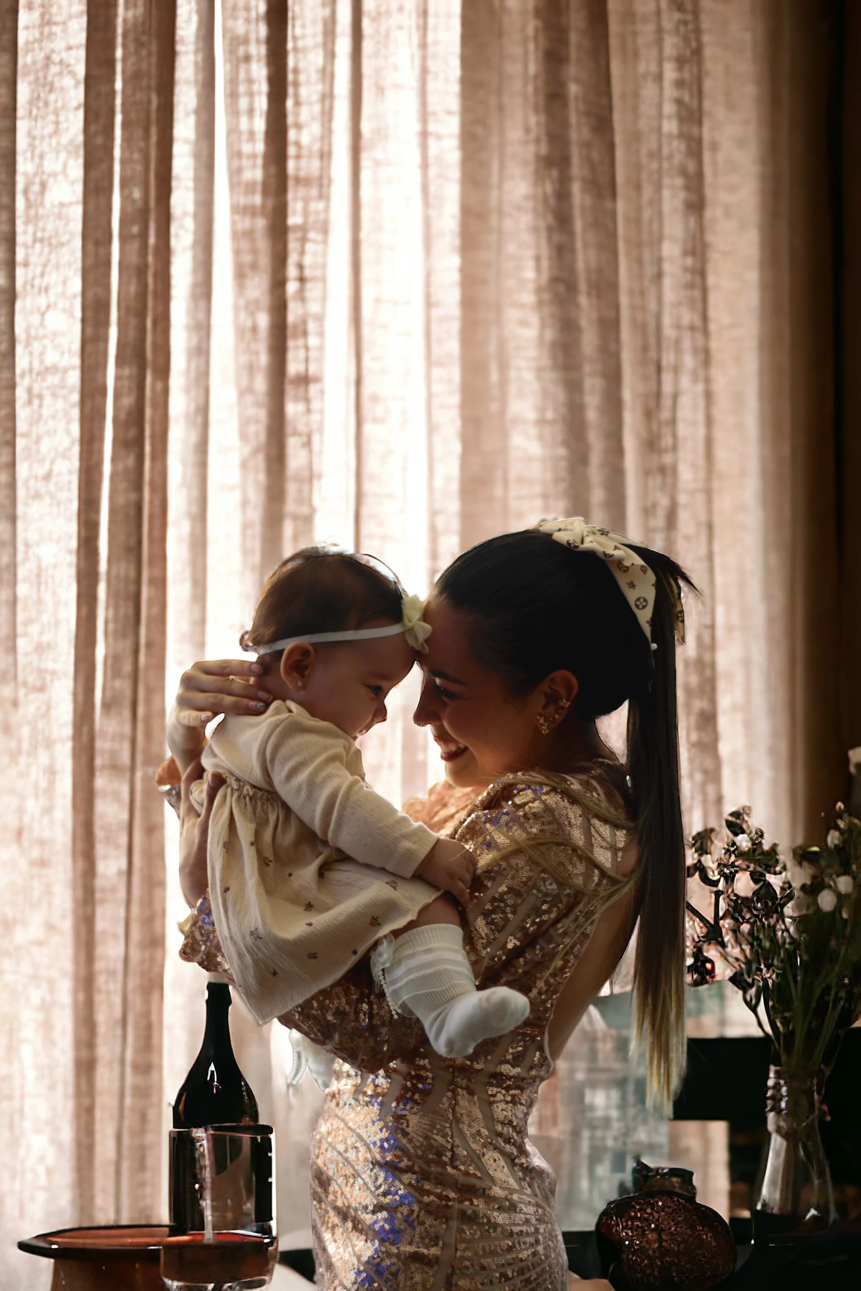 Inicio 7 thelens bebes bogota mama bebe en brazos scaled